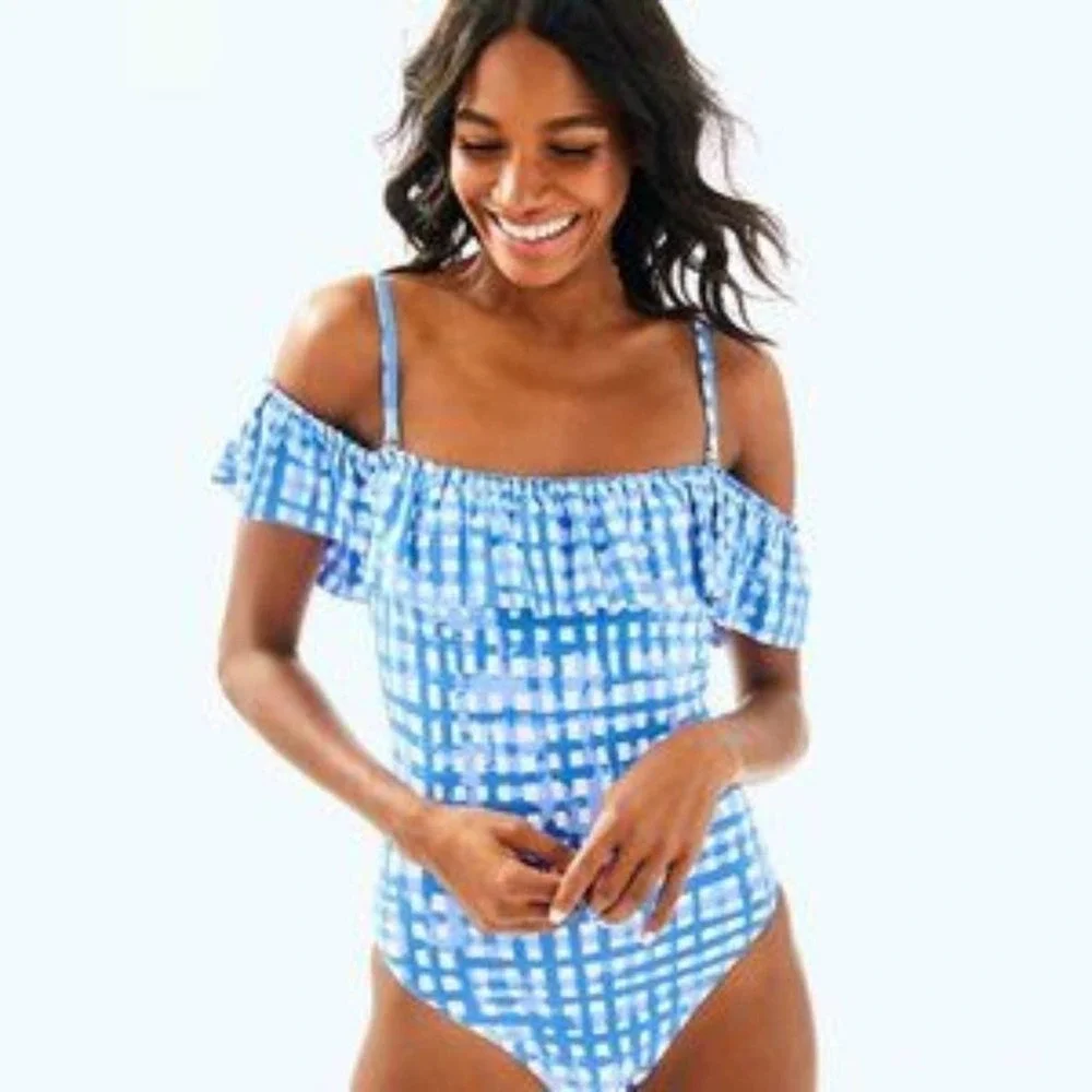 Lilly Pulitzer Fiesta One-Piece Swimsuit in Feelin' Beachy - Picture 2 of 15